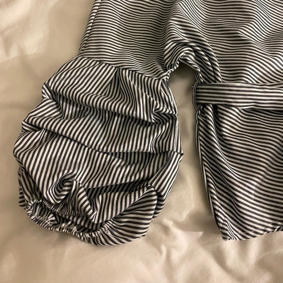 Blue and white striped blouse with waist-tie - Picture 4 of 4